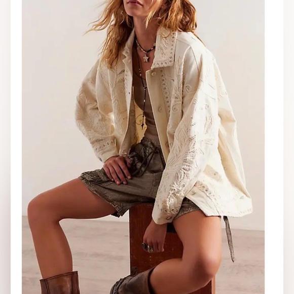 Free People Cream Jean Jacket NWT - Picture 4 of 11